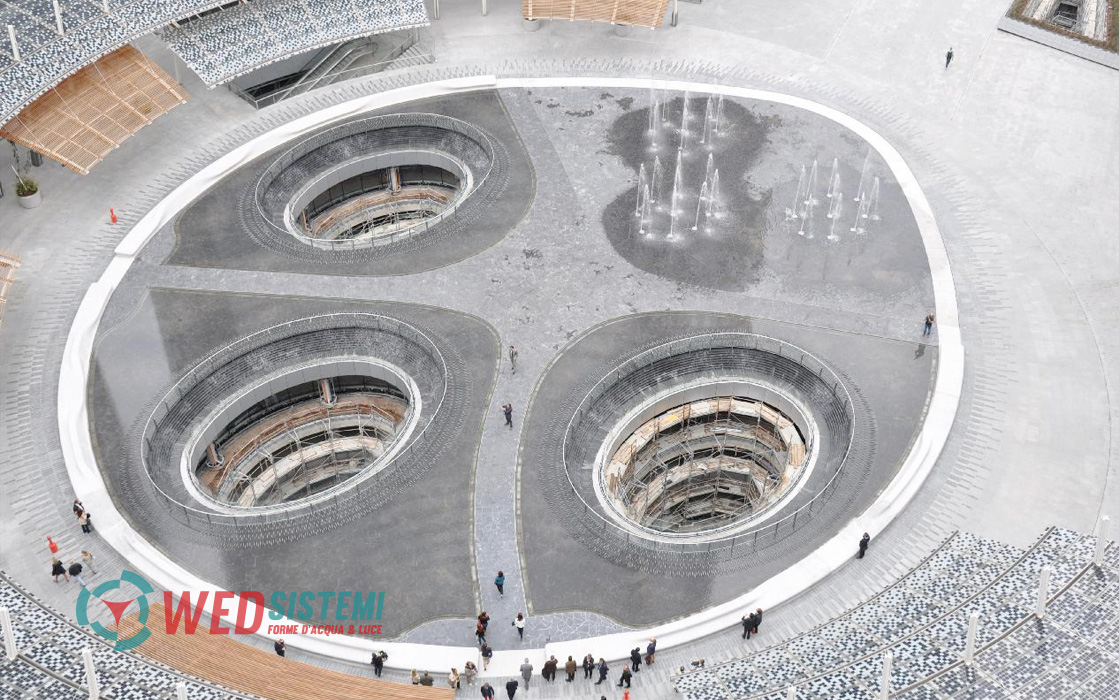 Realizzazione fontane in piazza Gae Aulenti